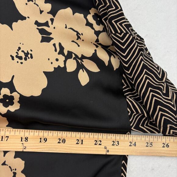 Chico's Blouse Top Size L Black Tan Mixed Media Floral Chevron Short Sleeve - Picture 9 of 12